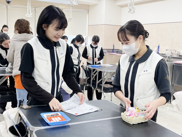 お客様の接客を実践♪